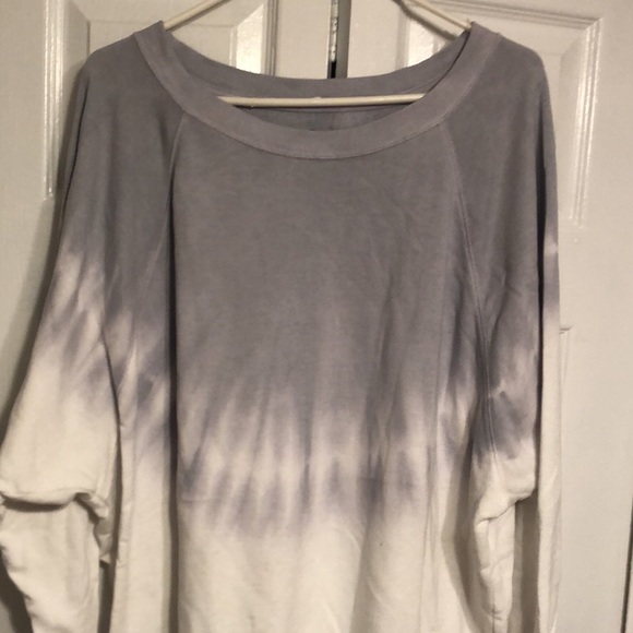 Tops - Purple Ombré Crewneck